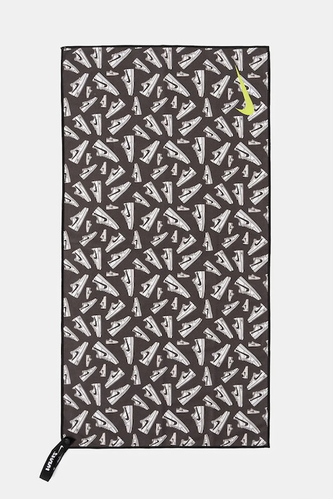 Tréninkový ručník Nike černá barva, NESSD129
