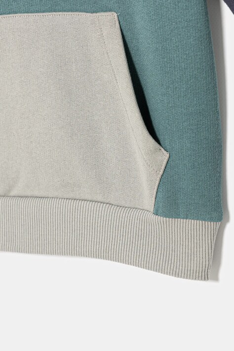United Colors of Benetton bluza dziecięca kolor multicolor z kapturem z nadrukiem 3EB5C205B