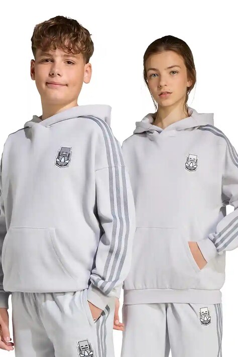Детски памучен суичър adidas Originals в сиво с качулка с апликация JW7725