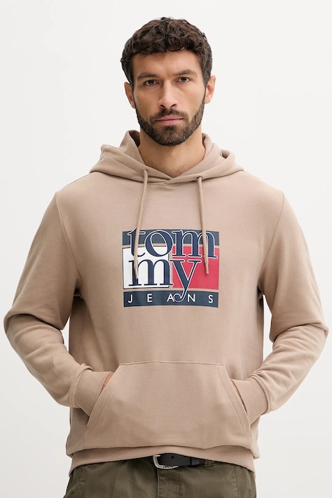 Bavlnená mikina Tommy Jeans hnedá farba, s kapucňou, s potlačou, DM0DM22092
