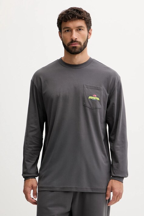 The North Face longsleeve din bumbac Expedition Celebration culoarea gri, cu imprimeu, NF0A8E3DRHI1