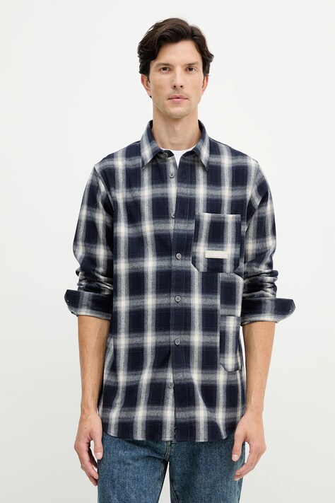 Armani Exchange koszula bawełniana męska kolor granatowy regular z kołnierzykiem klasycznym XM001149 AF16626