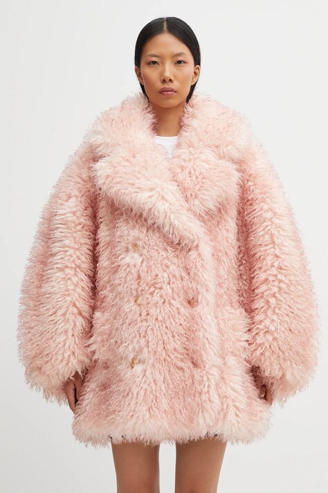 GANNI płaszcz Long Pile Alternative Fur Midi kolor różowy W1000