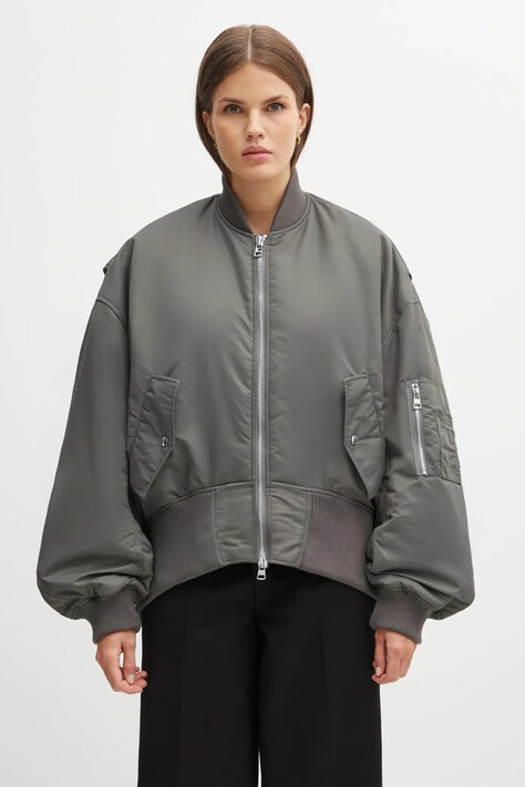Яке бомбър JW Anderson Oversized Curved Hem Bomber в сиво преходен модел с уголемена кройка JK0381.PG1696