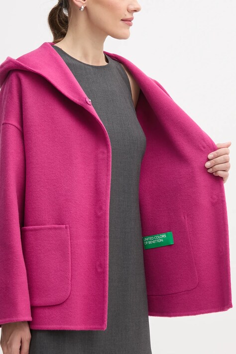 United Colors of Benetton płaszcz z dodatkiem wełny kolor różowy 28F7DN08M