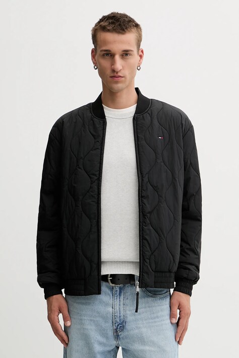 Tommy Jeans geacă bomber culoarea negru, de tranziție, DM0DM21685