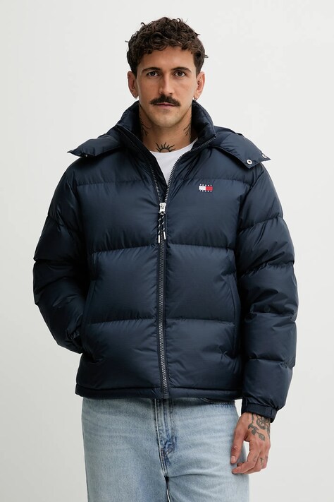Páperová bunda Tommy Jeans tmavomodrá farba, zimná, DM0DM22036