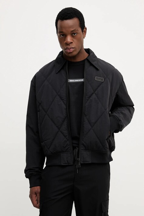 Яке Versace Jeans Couture в черно преходен модел с уголемена кройка 79GAS420 CQ12D
