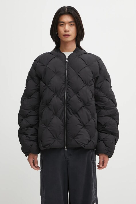 Represent kurtka Pillow Puffer kolor czarny zimowa MLM100124