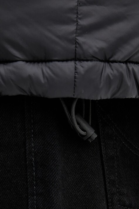 Calvin Klein Jeans vestă de puf culoarea negru, de iarnă, LV04RD531G