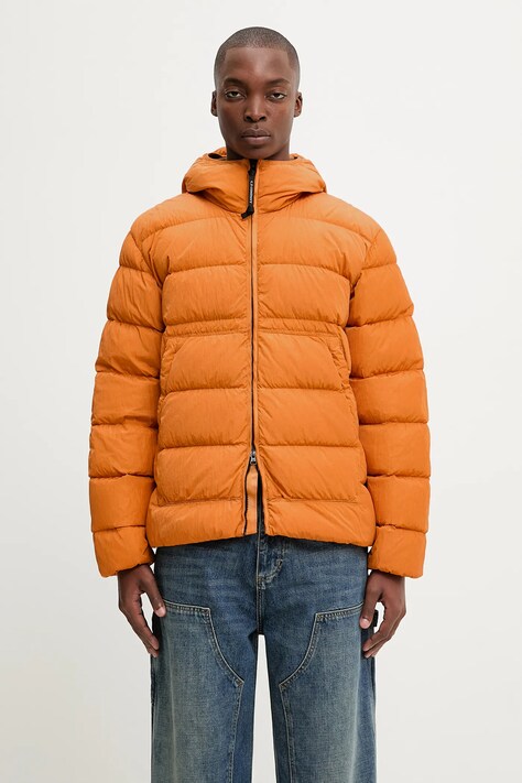 C.P. Company kurtka puchowa kolor pomarańczowy zimowa 19CMOW011A005904G