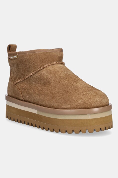 Tommy Jeans śniegowce zamszowe TJW FLATFORM SNOW BOOT SUEDE kolor beżowy EN0EN02841