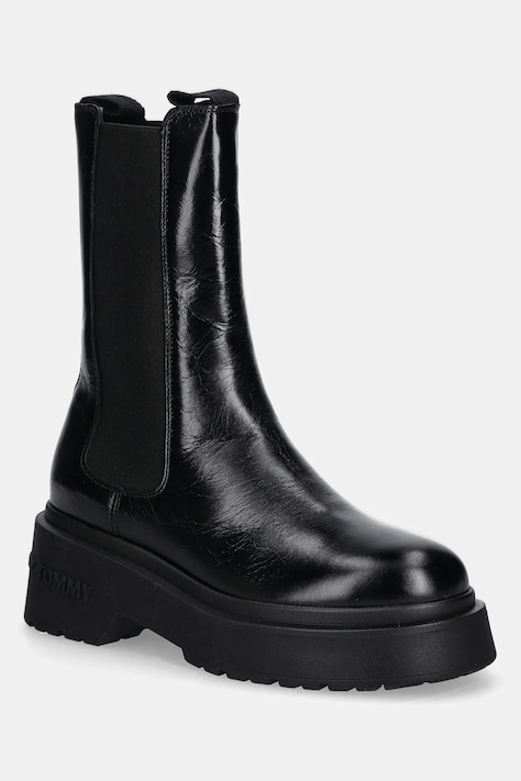 Kožené členkové topánky Tommy Jeans CHUNKY SHINY LEATHER CHELSEA čierna farba, na plochom podpätku, EN0EN02888