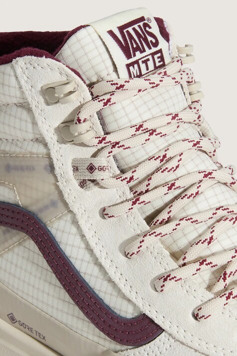 Vans buty MTE Sk8-Hi Gore-Tex damskie kolor beżowy ocieplone VN000DARC9F1