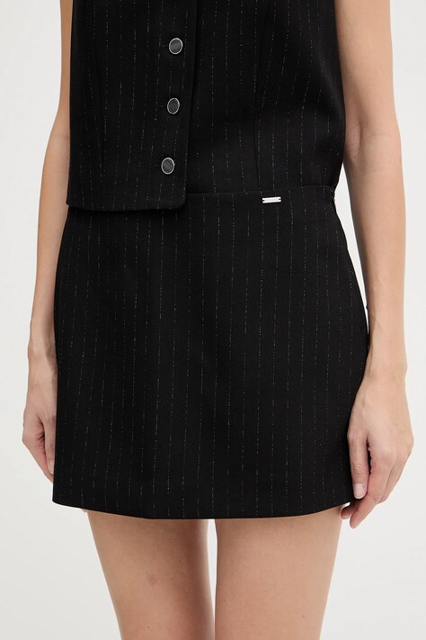 Μίνι φούστα Guess ZANITA χρώμα: μαύρο, W5BD64 W2422