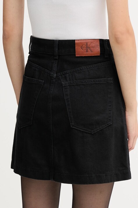 Calvin Klein Jeans spódnica jeansowa kolor czarny mini rozkloszowana LV047D777G