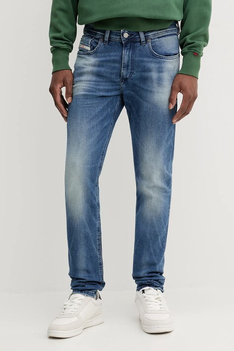 Diesel jeans 1979 SLEENKER L.32 A03594.0DBDR