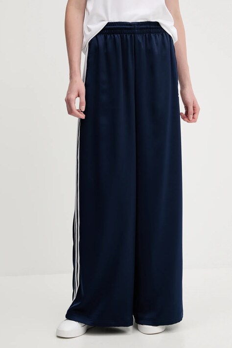 Спортен панталон adidas Originals Adicolor Satin Wide Leg в тъмносиньо с апликация JD0881