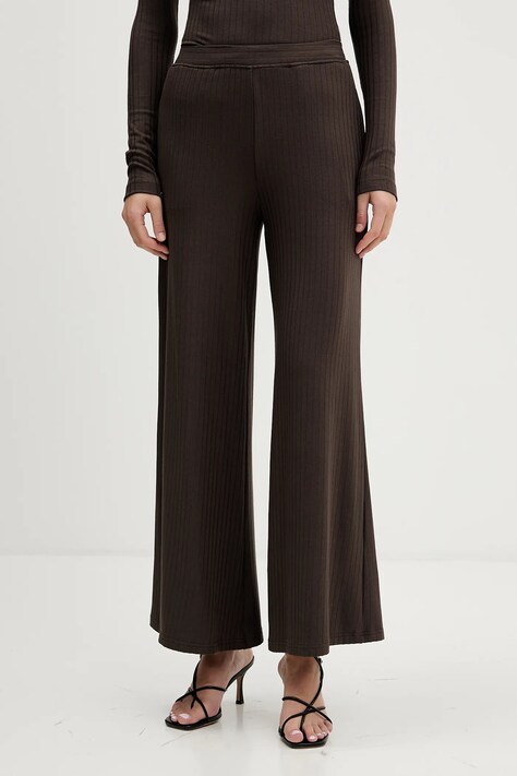 La Mania spodnie dresowe MERCE damskie kolor brązowy gładkie MERCE