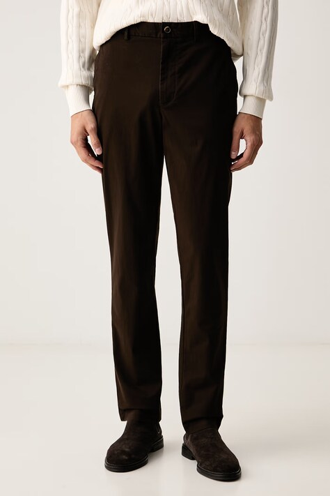 Tommy Hilfiger nohavice chinos pánske bavlnené s elastanom hnedé regular waist MW0MW40262