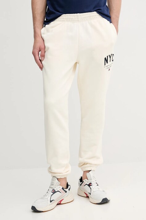 Tepláky Tommy Hilfiger pánské, béžová barva, s aplikací, MW0MW39688