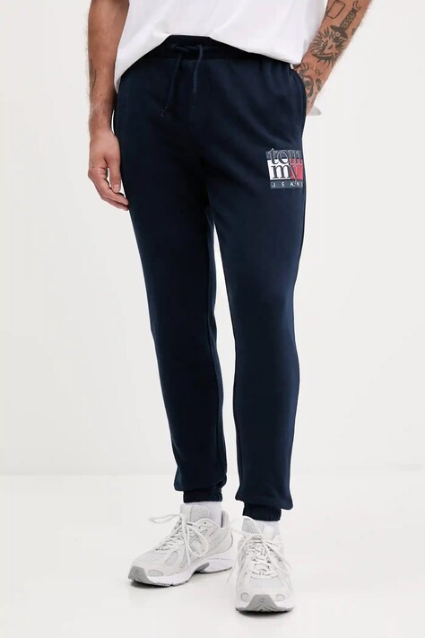 Bombažen spodnji del trenirke Tommy Jeans moški, mornarsko modra barva, DM0DM22094