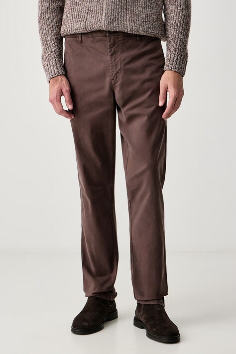 United Colors of Benetton Spodnie chinos męskie bawełniane z elastanem brązowe regular waist 4TZYUF04P