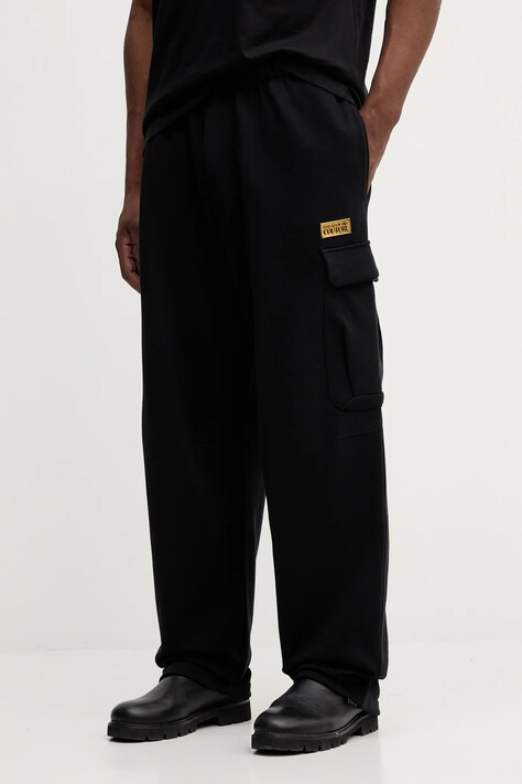 Памучен спортен панталон Versace Jeans Couture мъжки в черно с изчистен дизайн 79GAAT08 CF01T