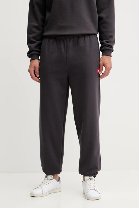 The North Face spodnie dresowe Redbox męskie kolor szary gładkie NF0A8EG30SA1
