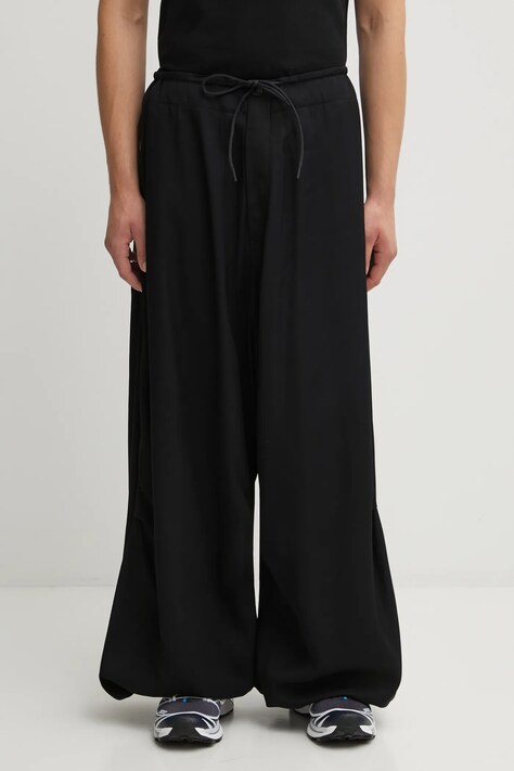 Панталон Y-3 Rayon Twill Wide мъжки в черно с изчистен дизайн JX4754