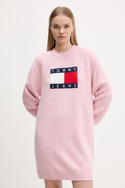 Tommy Jeans sukienka z domieszką wełny kolor różowy mini oversize DW0DW21462