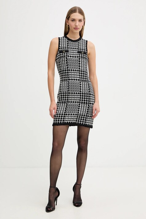 Twinset sukienka z dodatkiem wełny kolor biały mini dopasowana 252TT3042