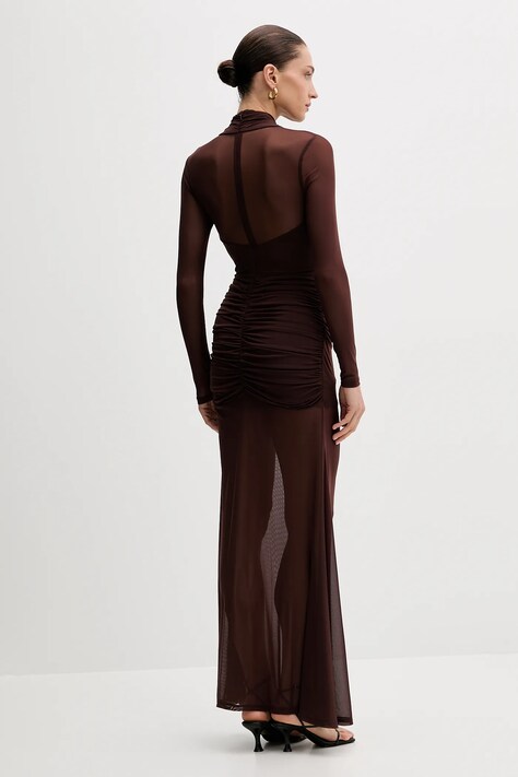 Bardot rochie culoarea maro, maxi, mulată, 59987DB