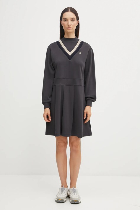 Fred Perry sukienka bawełniana kolor szary mini rozkloszowana D1178