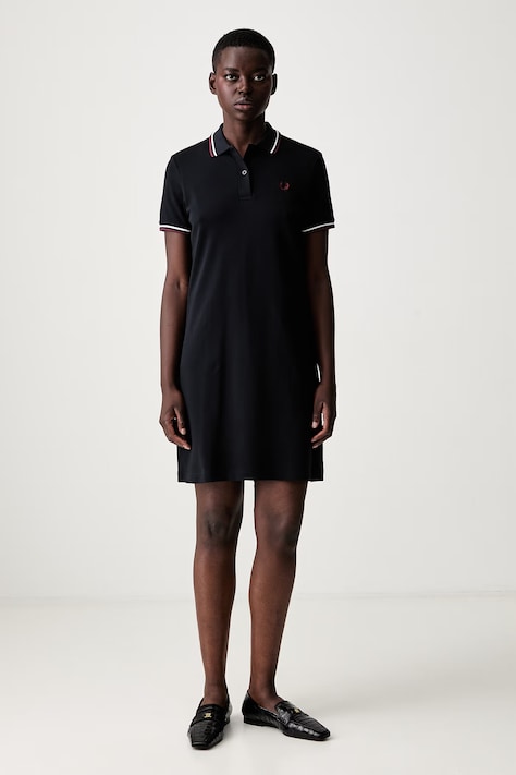 Платье Fred Perry цвет чёрный mini прямое D3600