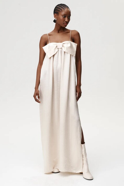 Undress Code sukienka kolor beżowy maxi oversize 1038