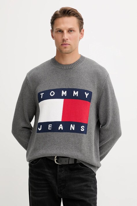 Βαμβακερό πουλόβερ Tommy Jeans ανδρικό, χρώμα: γκρι, DM0DM22105