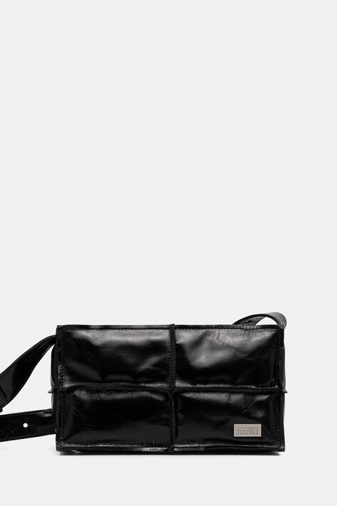 MM6 Maison Margiela torebka skórzana kolor czarny SB5WD0031.P8490.T8013