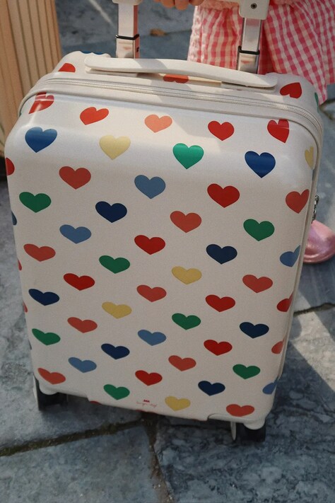 Konges Sløjd walizka TRAVEL SUITCASE kolor beżowy KS103550