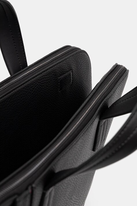 Tommy Hilfiger torba na laptopa kolor czarny AM0AM13631