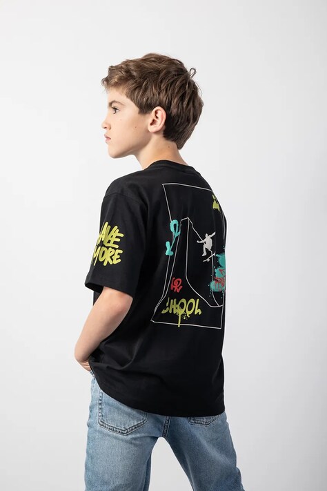 Coccodrillo t-shirt bawełniany dziecięcy kolor czarny z nadrukiem SPORTS BOY JUNIOR