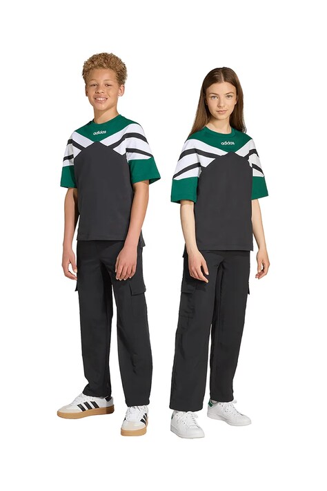 adidas Originals t-shirt bawełniany dziecięcy kolor czarny wzorzysty JW9123