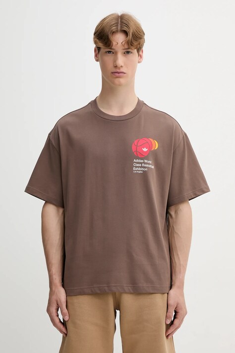 Μπλουζάκι adidas Originals World Class Tee χρώμα: καφέ, JM9956