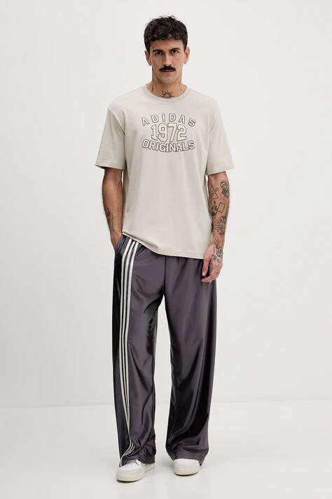 adidas Originals t-shirt bawełniany Varsity męski kolor beżowy z aplikacją JX8176