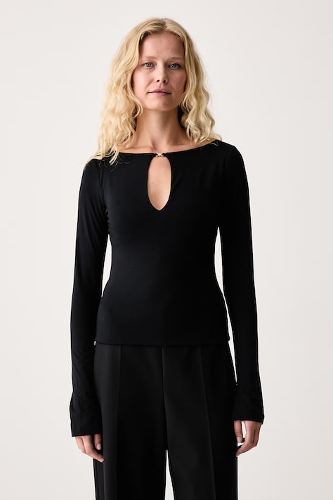 Le Privé Bluzka damska z modalem SABINE TOP NOIR czarna gładka LP00837