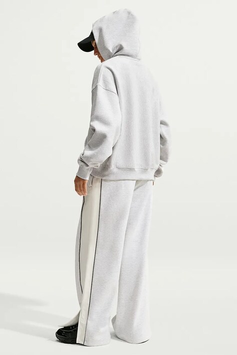 Nike Sportswear Bluza z kapturem dziecięca z bawełną Studio Fleece szara IO2105.051