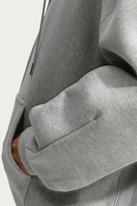 Nike Sportswear Bluza rozpinana z kapturem damska z bawełną Studio Fleece szara IQ6798.063