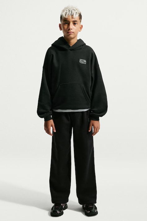 Nike Bluza z kapturem dziecięca z bawełną Nike Sportswear Club czarna IO1684