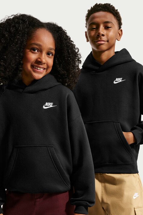 Nike Bluza z kapturem dziecięca z bawełną Nike Sportswear Club Fleece czarna IM4935