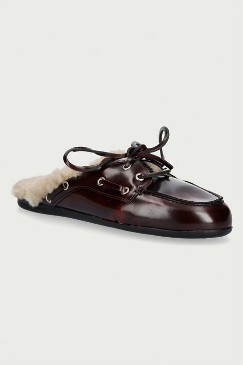 Posa Papuci de casă pentru femei din piele Boat Loafer Mule burgunzi PW104.501